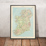 Alte Mid-Century-Karte von Irland von Bartholomew, 1955 