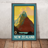 Póster de viaje de Milford Sound: Mitre Peak por Leonard Cornwall Mitchell 