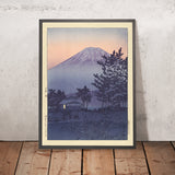 Atardecer en el Lago Yamanaka con el Monte Fuji de Hasui Kawase, 1935 