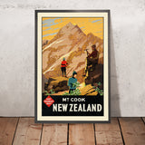 Póster de viaje de Nueva Zelanda: Mt. Cook de Leonard Cornwall Mitchell 