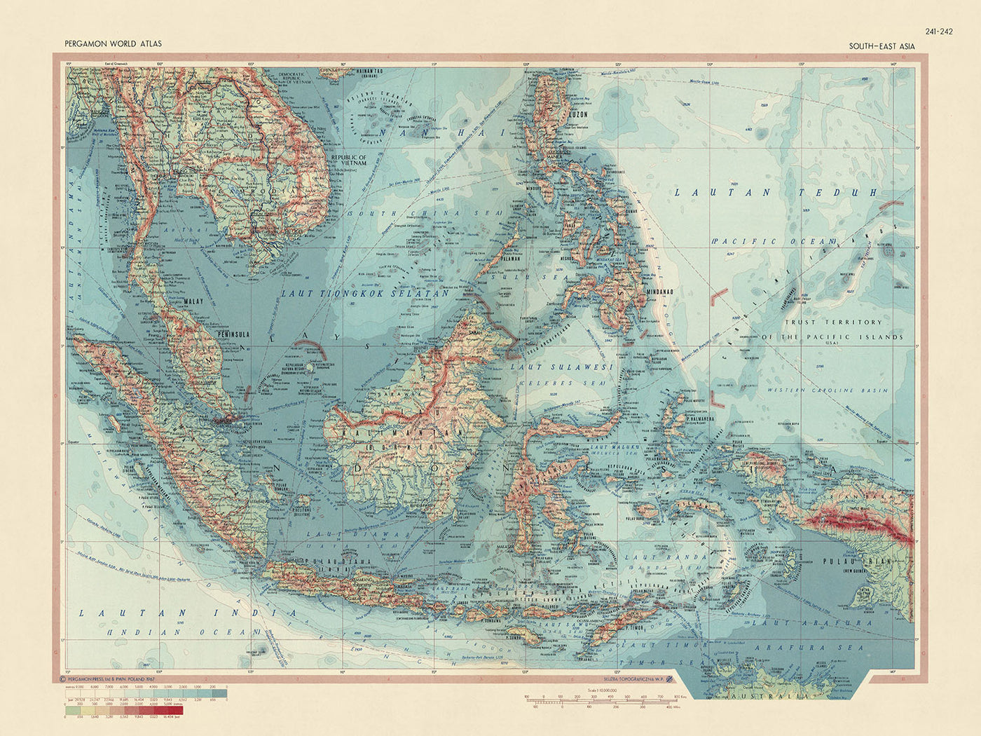 Alte Weltkarte von Südostasien vom polnischen Topographiedienst der Armee, 1967: Detaillierte politische und physische Darstellung, künstlerischer kartografischer Stil und breite geografische Abdeckung