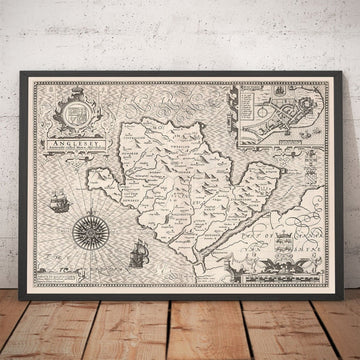 Alte monochrome Karte von Anglesey, Wales, 1611 von John Speed - Holyhead, Llanfairpwllgwyngyll, Bangor 